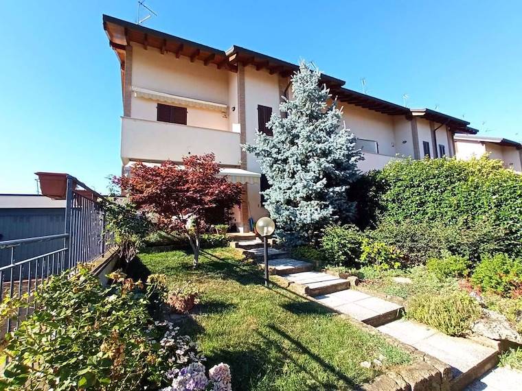 Villa in vendita a Magenta, Via Cler, 18 - Magenta, MI