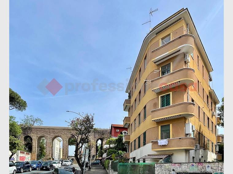 Appartamento in vendita a Roma, Roma, RM