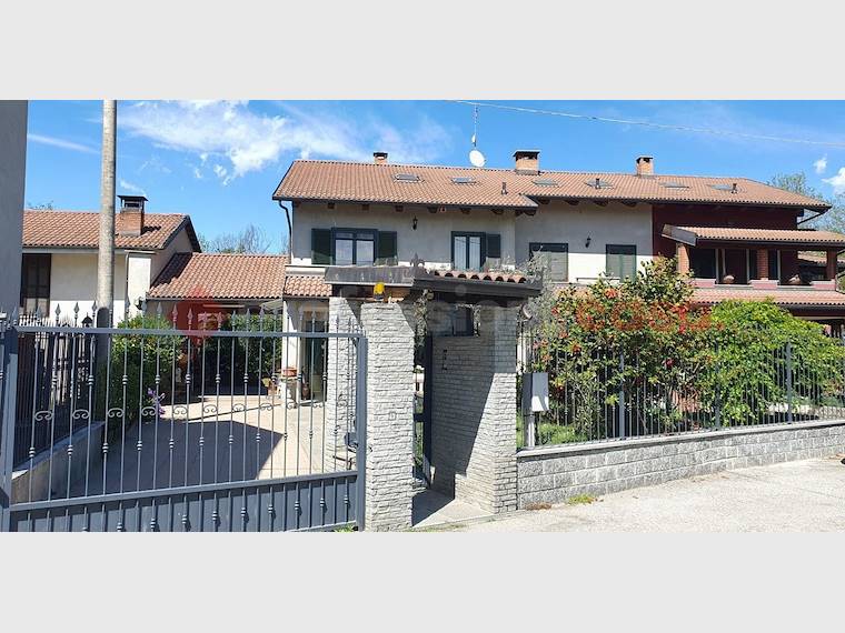 Villa a schiera in vendita a Osasco, via Prabello, 34 - Osasco, TO
