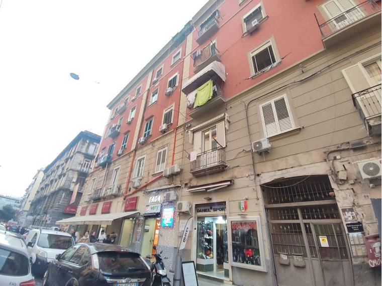Appartamento in vendita a Napoli, Via Nazionale - Napoli, NA