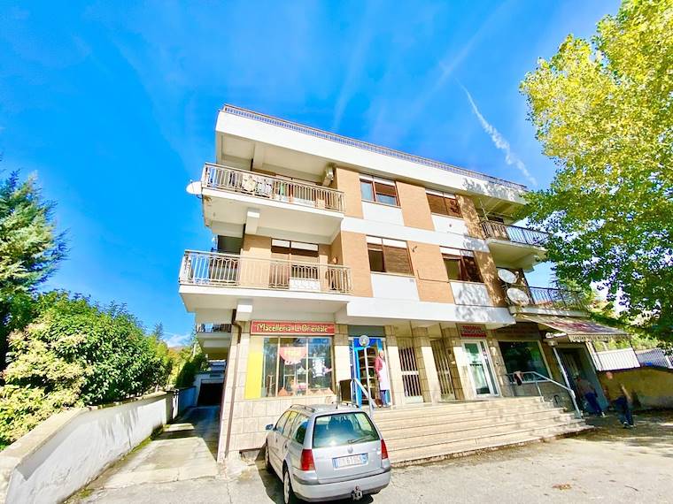 Appartamento in vendita a L'Aquila, ss 17, 12 - L'Aquila, AQ