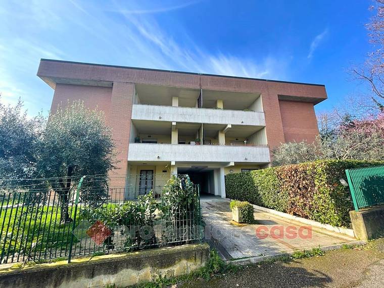 Appartamento in vendita a Torgiano, Via Giovanni da Palestrina - Torgiano, PG