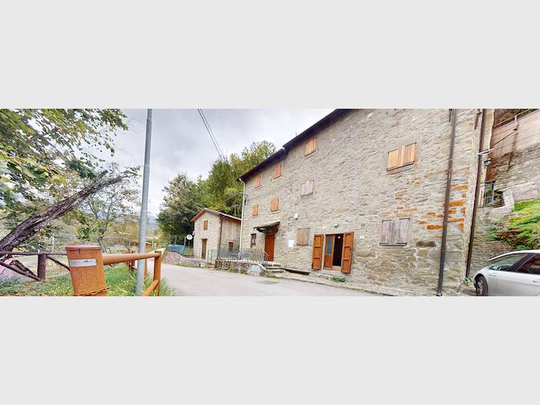 Casa Indipendente in vendita a Sillano Giuncugnano, Via Cavalieri di Vittorio Veneto, 16 - Sillano Giuncugnano, LU