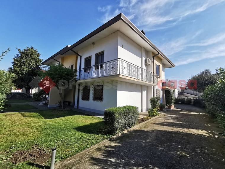 Villa singola in vendita a Villimpenta, Via Bianchette , 0 - Villimpenta, MN
