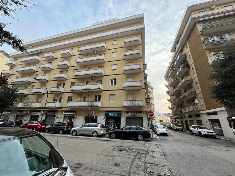 Appartamento in vendita a Pescara, Via Antonio De Nino, 36 - Pescara, PE