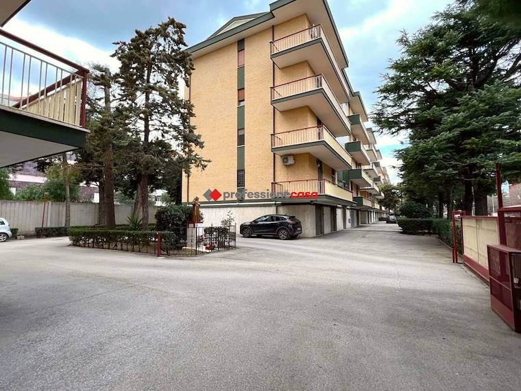 Appartamento in vendita a Foggia, viale Giotto, 45 - Foggia, FG