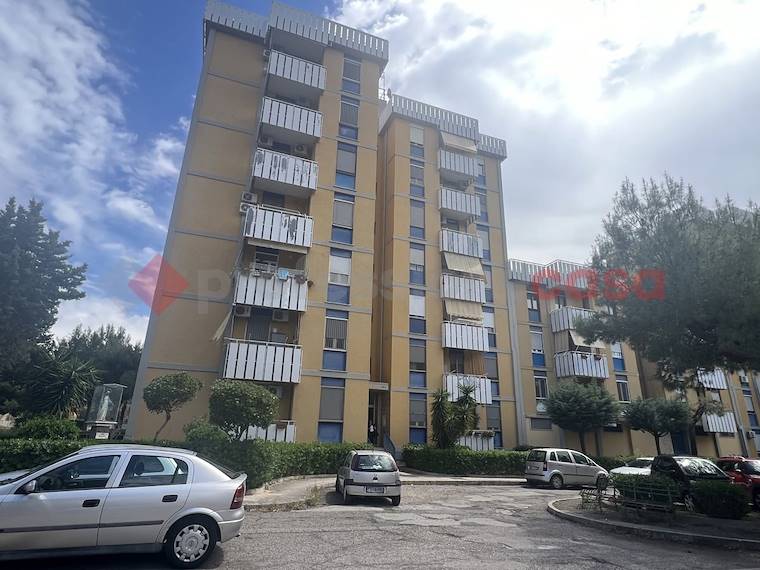 Appartamento in vendita a Taranto, via Achille Grandi, 264 - Taranto, TA