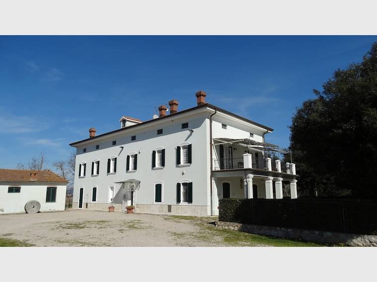 Villa singola in vendita a Grosseto, via del Commendone - Grosseto, GR