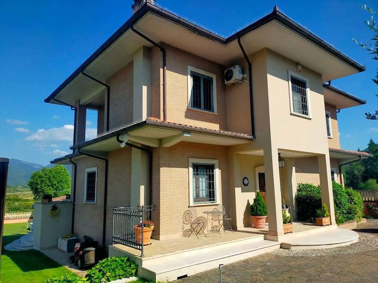 Villa in vendita a Oricola, Via Ferrata, snc - Oricola, AQ