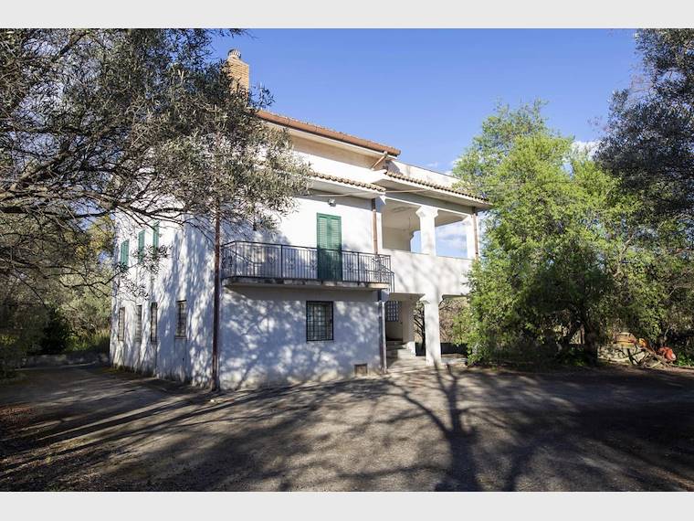 Villa singola in vendita a Catanzaro, via Fiume Busento, 5a - Catanzaro, CZ